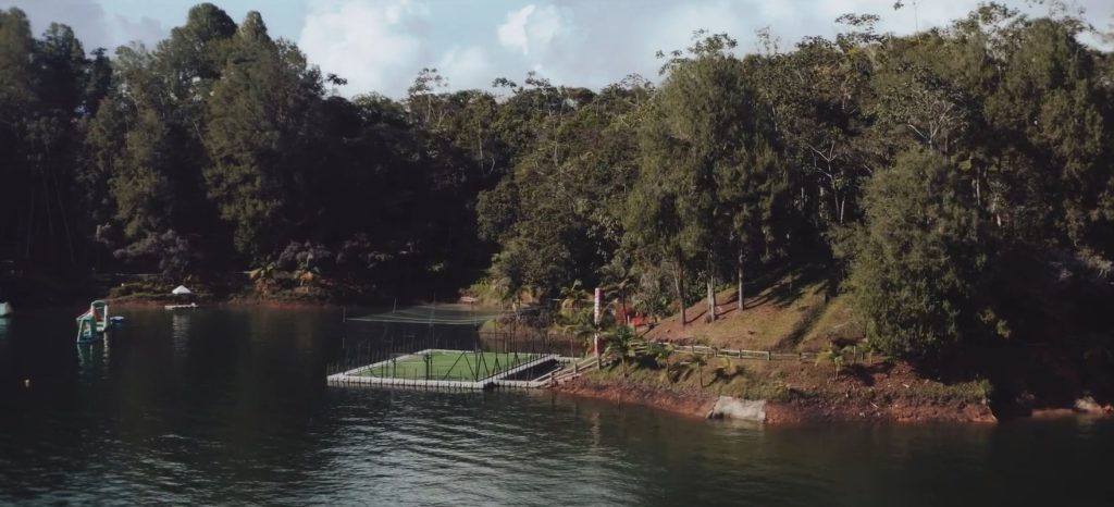 Greenland: Medellín — still 6