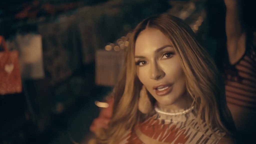 La Miss Coca Cola — still 15