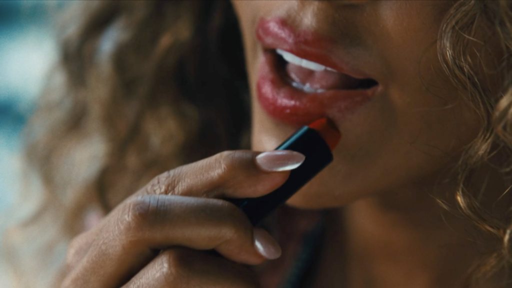 Maquillaje Remix — still 1